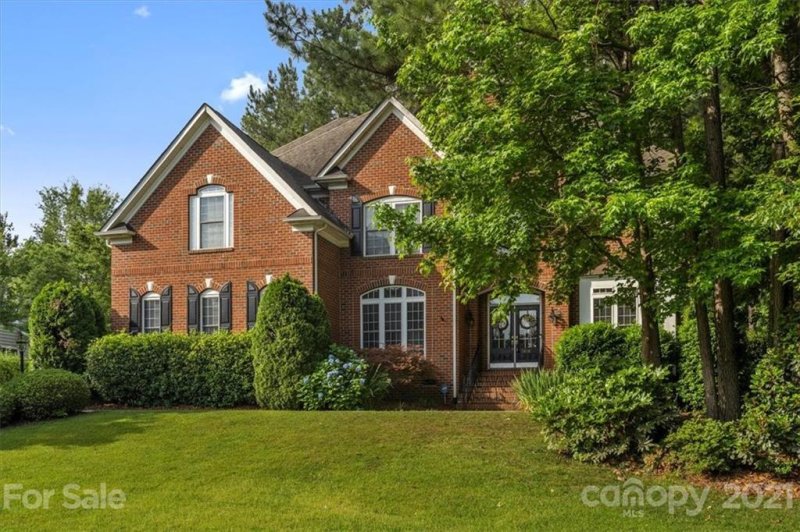 Property image 2 at 2686 Landing Pointe Drive, Lake Wylie, SC 29710