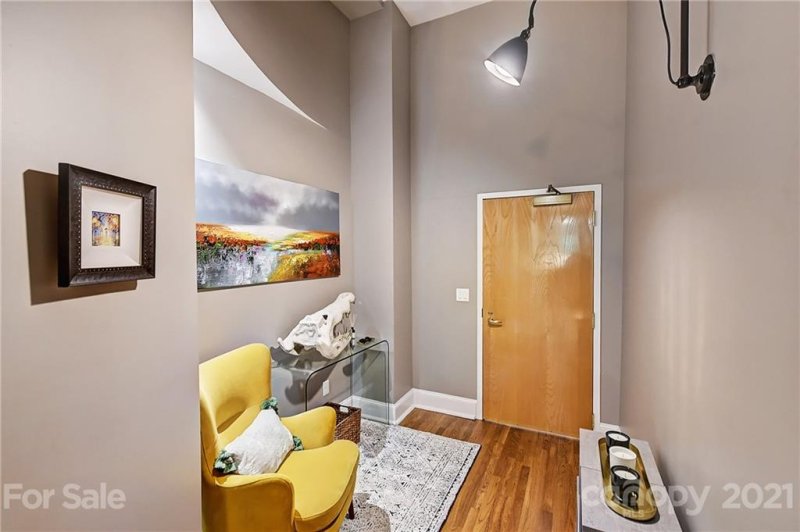 Property image 3 at 127 N Tryon Street, Charlotte, NC 28202