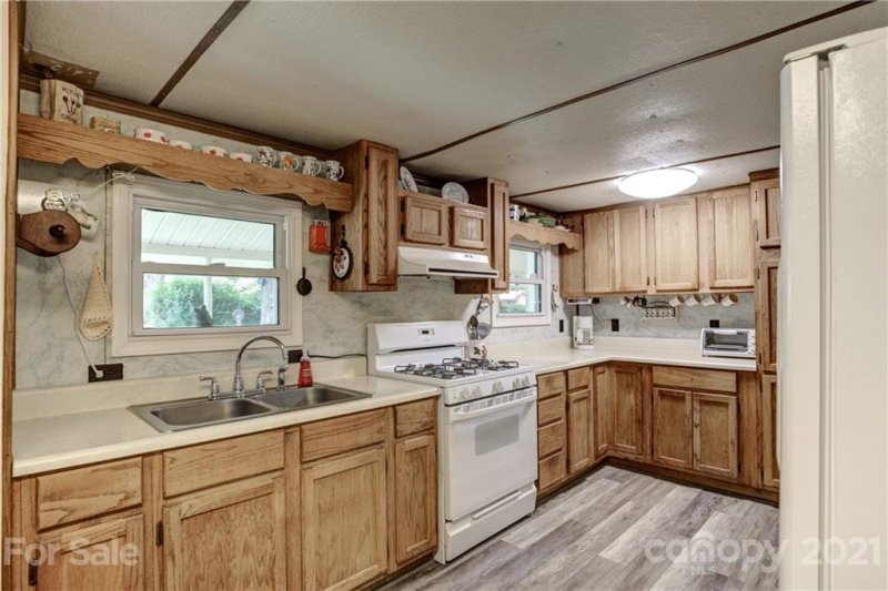 Property image 4 at 2510 Rolfe Street, Hendersonville, NC 28791