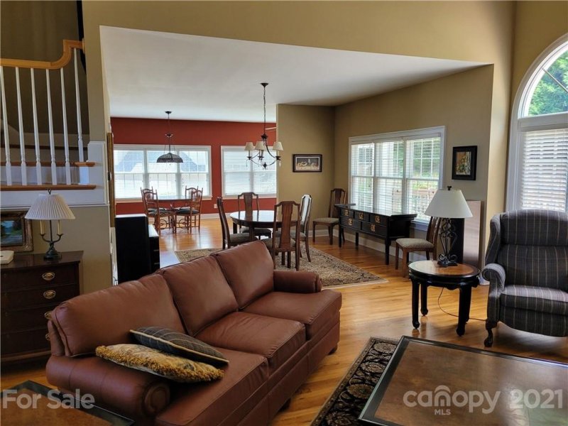 Property image 5 at 475 Mistletoe Trail, Hendersonville, NC 28791