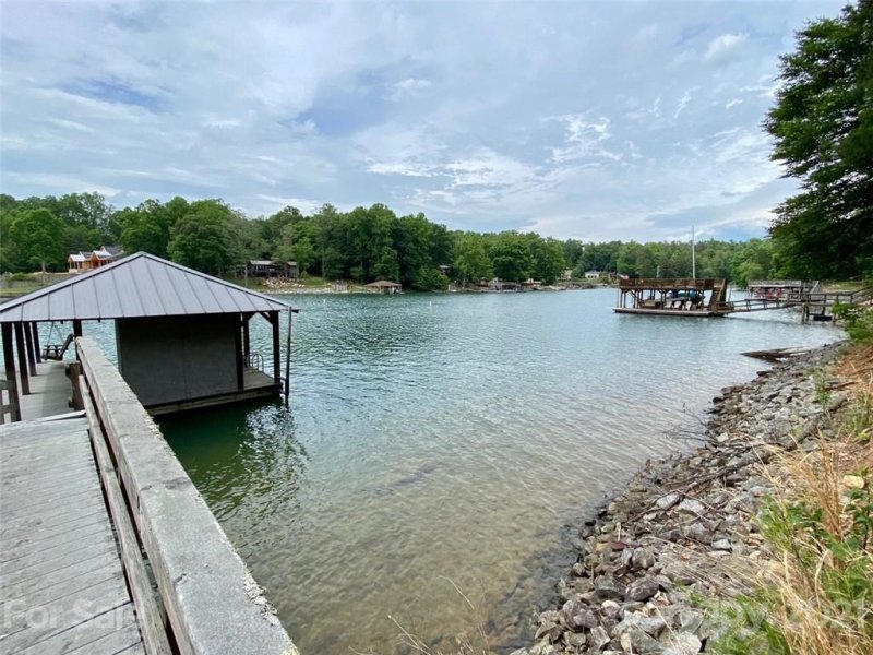 Property image 5 at 4648 Harbor View Terrace, Morganton, NC 28655