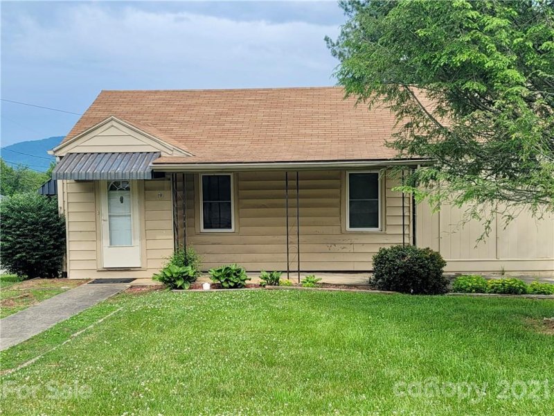 Property image 2 at 19 Brad Street, Asheville, NC 28803