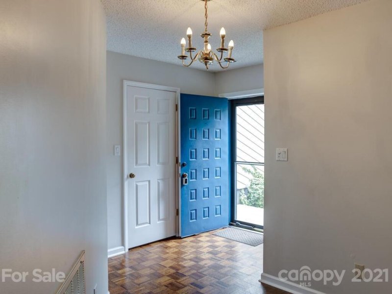 Property image 5 at 115 Cloverleaf Lane, Asheville, NC 28803