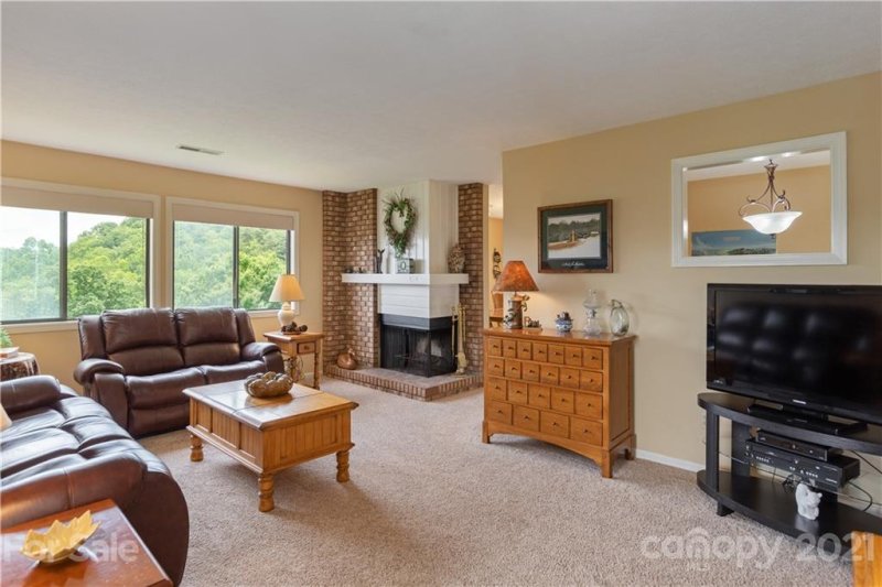 Property image 5 at 132 Country Ridge Road, Laurel Park, NC 28739