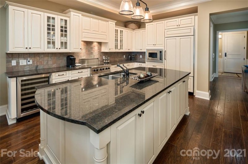 Property image 3 at 288 Macon Avenue, Asheville, NC 28804