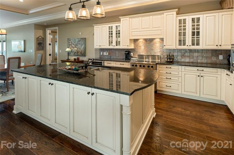 Property image 4 at 288 Macon Avenue, Asheville, NC 28804