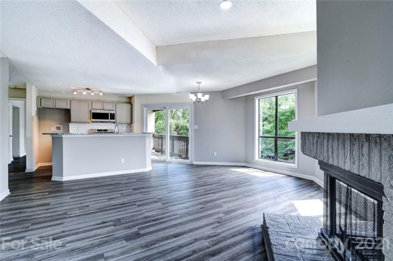 Property image 4 at 8179 Cedar Glen Drive, Charlotte, NC 28212