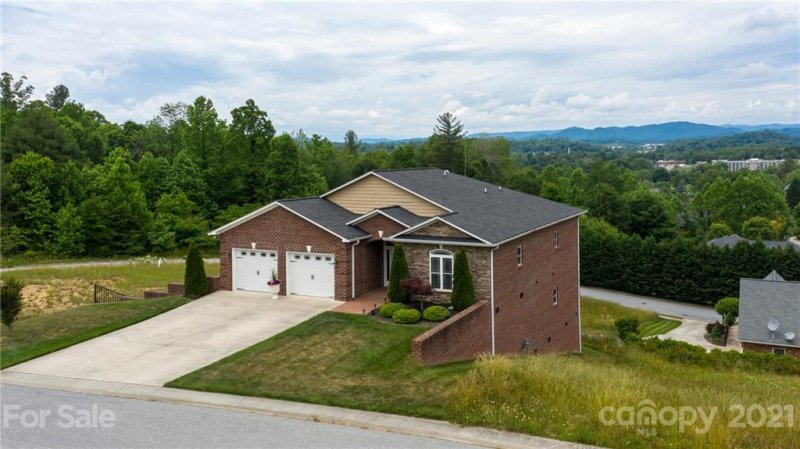 Property image 4 at 404 Whitmore Street, Lenoir, NC 28645