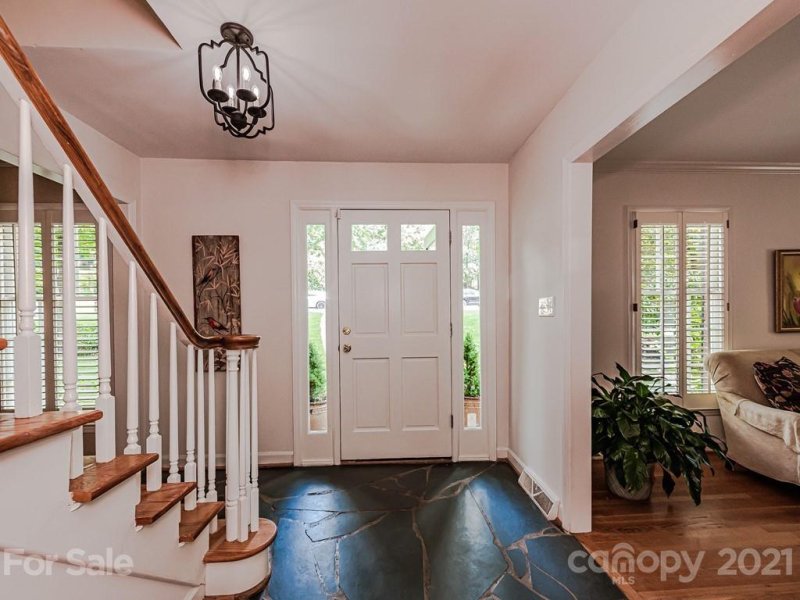 Property image 4 at 5820 Steeplechase Road, Charlotte, NC 28226