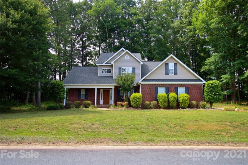 2708 Yellow Bell Way