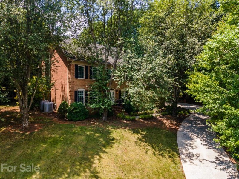 Property image 3 at 117 49th Avenue Place, Hickory, NC 28601