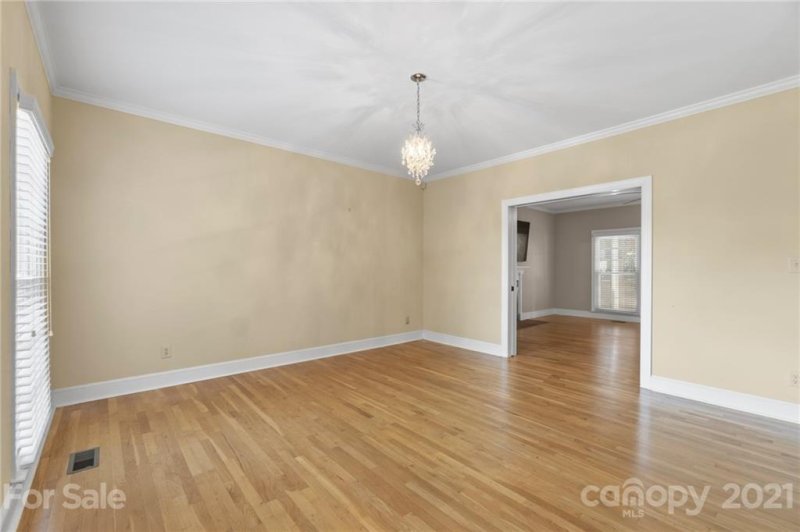 Property image 5 at 117 49th Avenue Place, Hickory, NC 28601