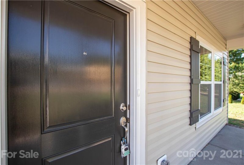 Property image 3 at 121 Dublin Court, Statesville, NC 28677