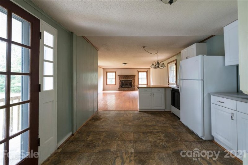 Property image 2 at 10 Fair Oaks Road, Arden, NC 28704