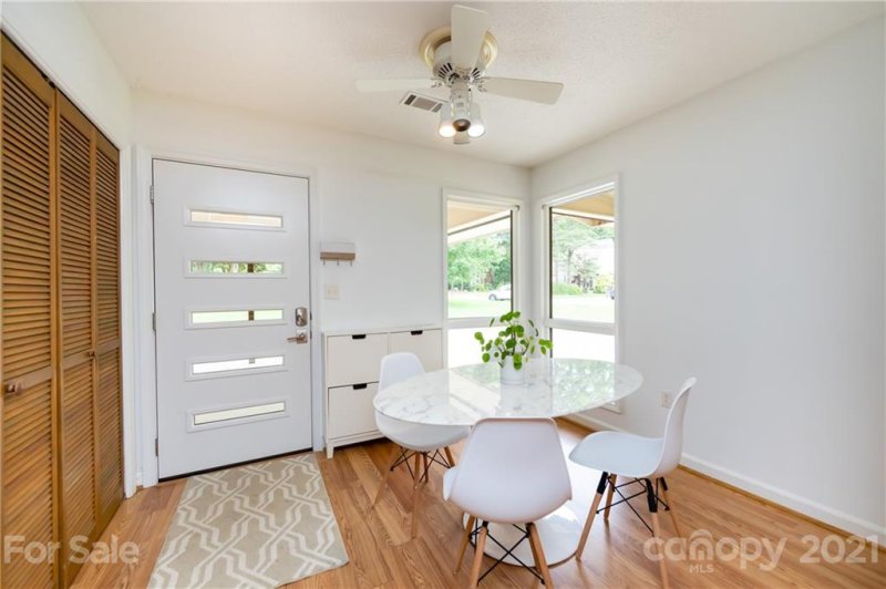 Property image 4 at 7101 Essington Drive, Charlotte, NC 28270