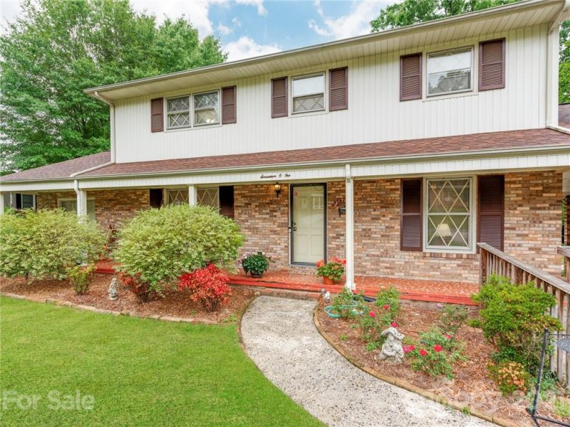 Property image 2 at 1701 Anthony Drive, Gastonia, NC 28052