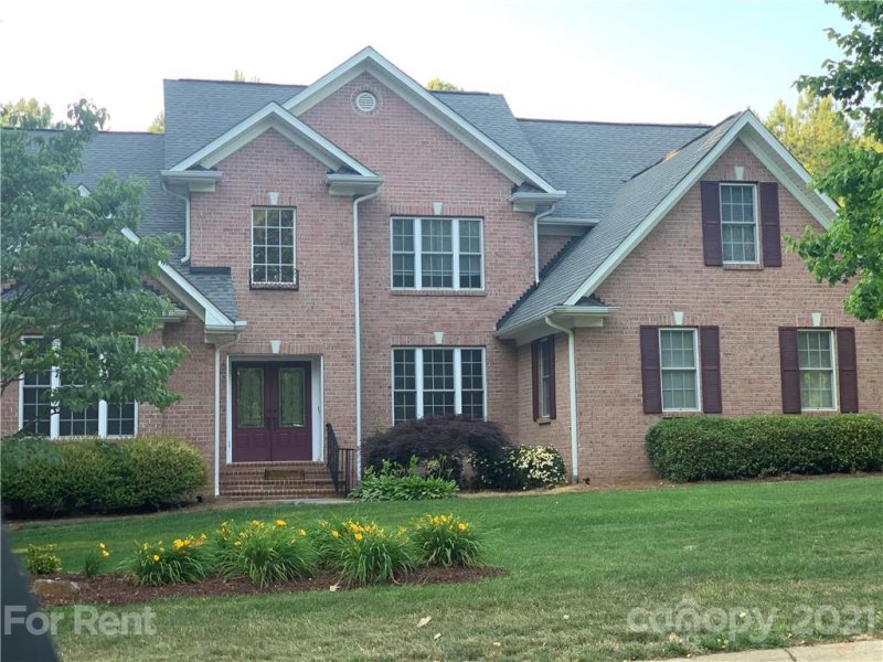 Property image 2 at 7925 Bay Pointe Drive, Denver, NC 28037