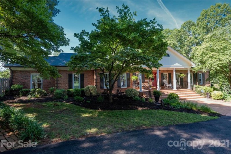 Property image 2 at 106 E Boyd Street, Maiden, NC 28650