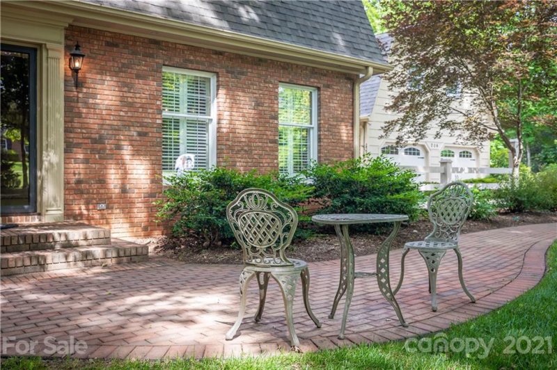 Property image 3 at 206 Camelot Drive, Morganton, NC 28655