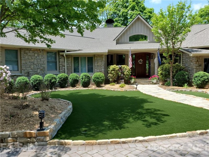 Property image 3 at 132 Entrata Drive, Waynesville, NC 28786