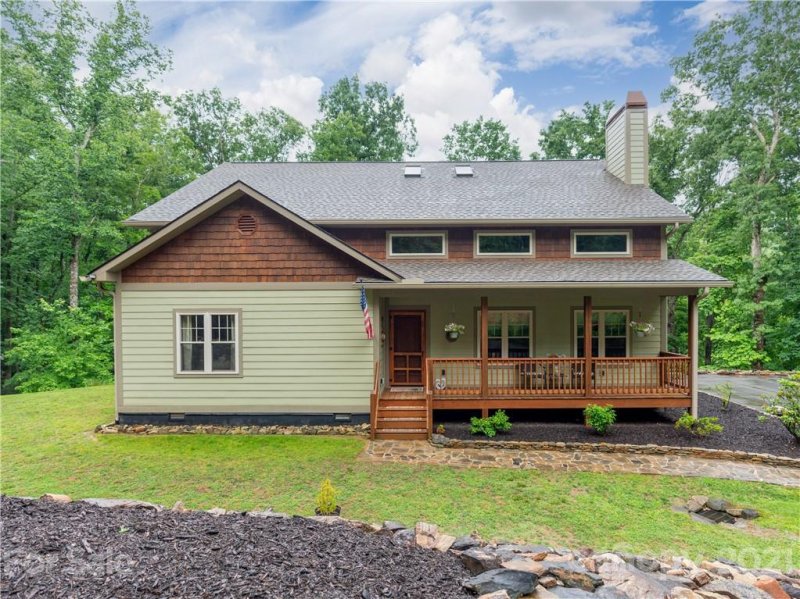 Property image 2 at 363 Bobcat Trail, Saluda, NC 28773