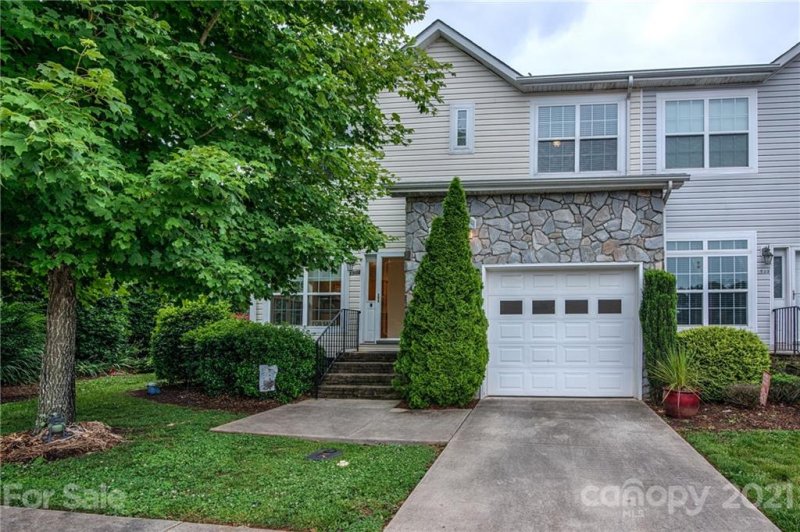 1502 Mulberry Ridge Drive