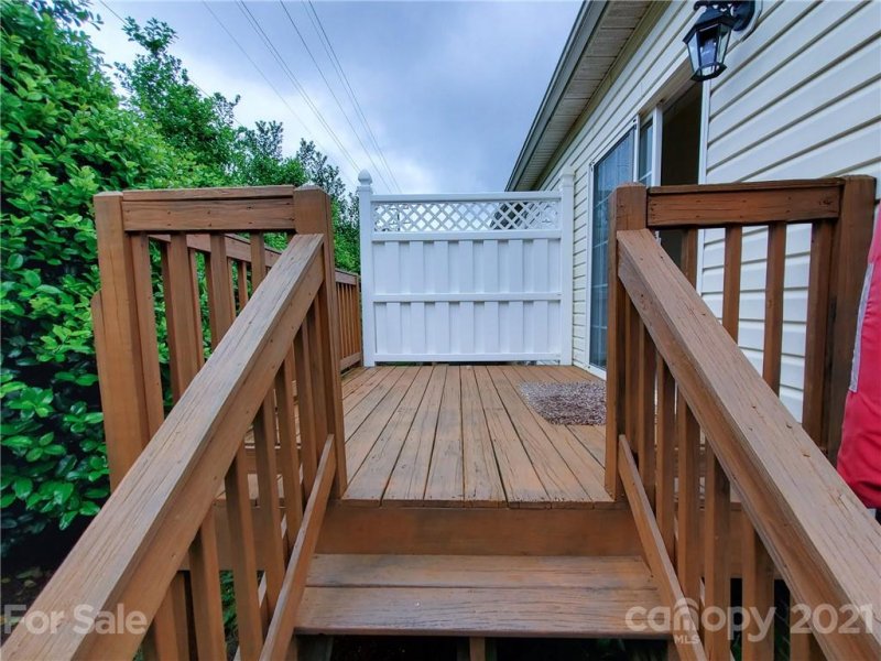 Property image 5 at 1502 Mulberry Ridge Drive, Newton, NC 28658