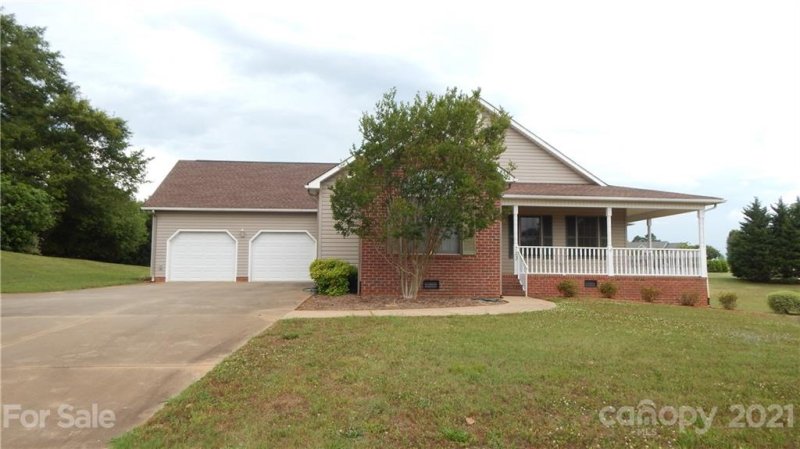 Property image 2 at 723 Smith Grove Road, Forest City, NC 28043