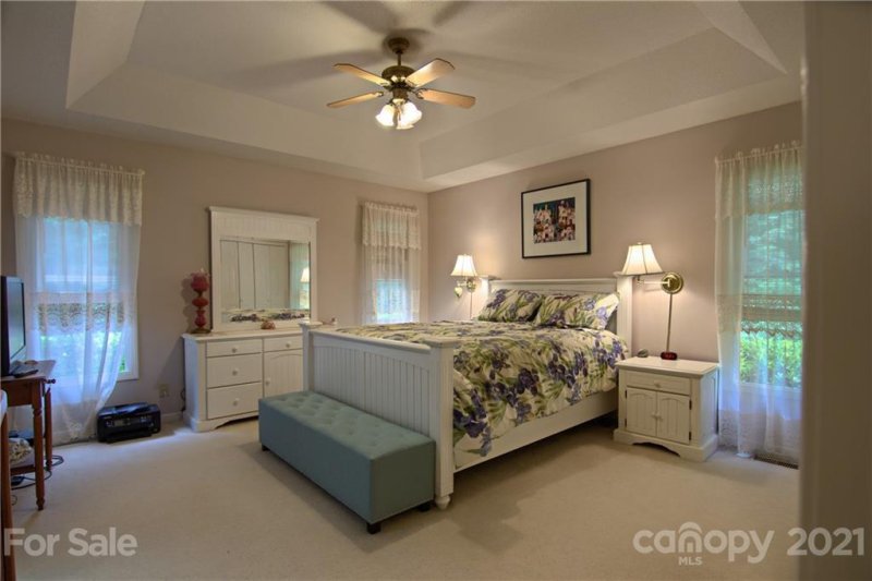 Property image 2 at 214 Ginseng Lane, Hendersonville, NC 28791