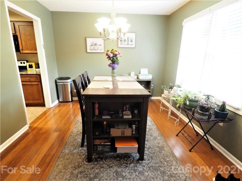 Property image 2 at 703 21st Avenue, Hickory, NC 28601