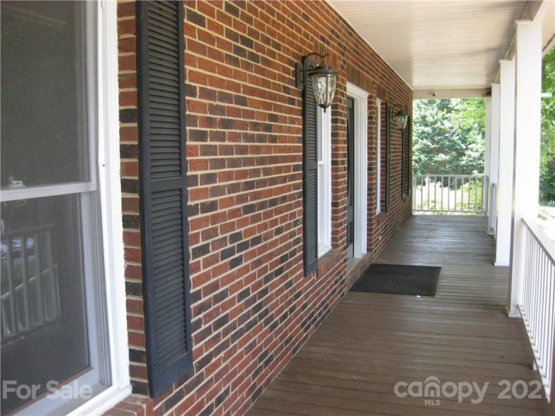 Property image 3 at 2312 Mill House Lane, Matthews, NC 28104