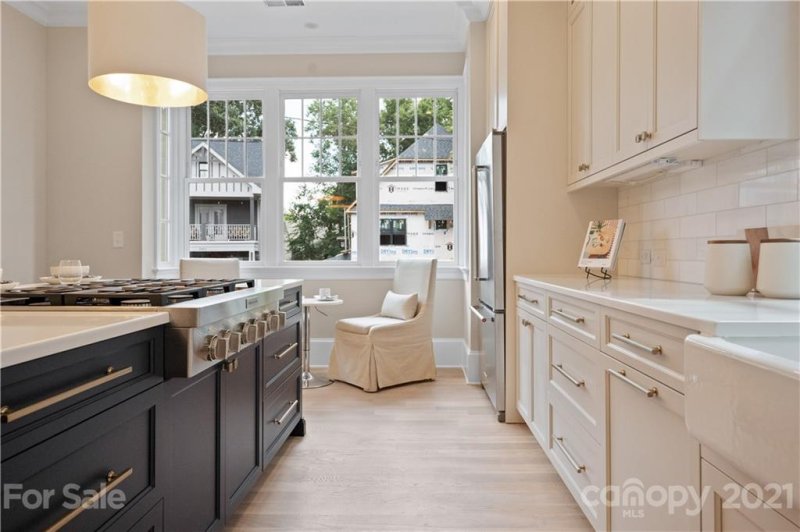 Property image 2 at 2414 Marshall Place, Charlotte, NC 28203