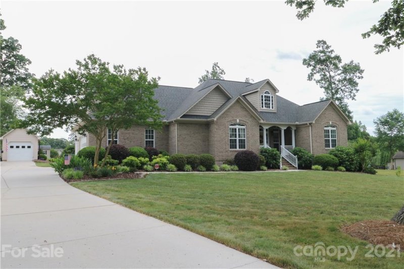 Property image 4 at 1088 Oakbluff Drive, Salisbury, NC 28147