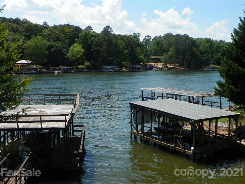 Property image 3 at 482 Pinehaven Drive, New London, NC 28127