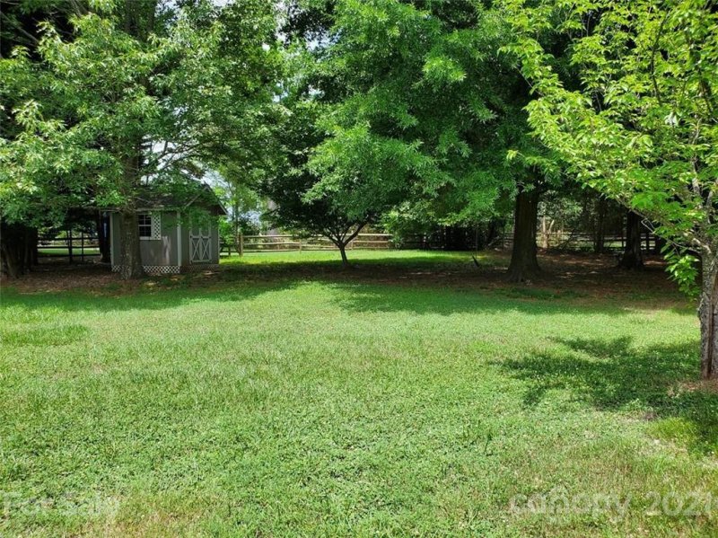 Property image 3 at 116 Kilborne Road, Mooresville, NC 28117