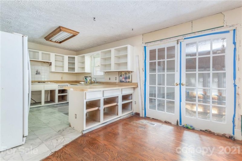 Property image 4 at 1135 Brook Path Trail, Denver, NC 28037