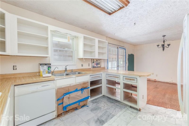 Property image 5 at 1135 Brook Path Trail, Denver, NC 28037