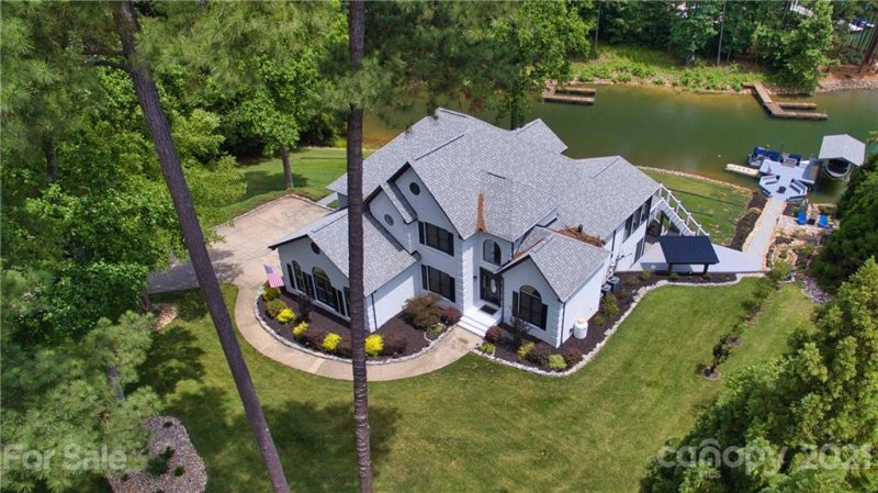 Property image 3 at 211 Bullfinch Road, Mooresville, NC 28117