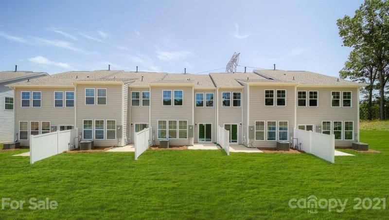 Property image 4 at 576 Altamonte Drive, Lake Wylie, SC 29710