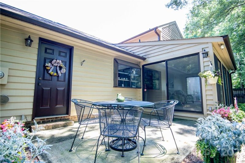 Property image 3 at 6301 Whitewater Drive, Charlotte, NC 28214