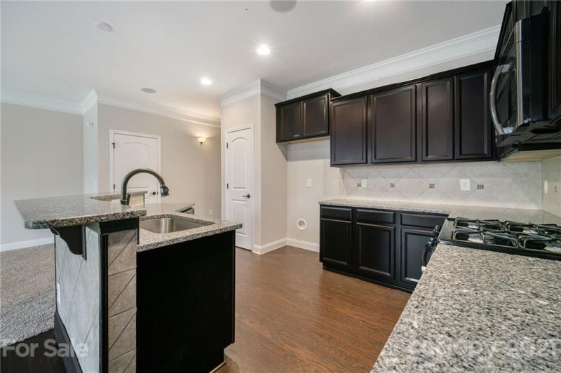 Property image 3 at 9602 Camberley Avenue, Concord, NC 28027