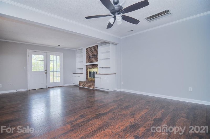 Property image 2 at 5114 Fair Wind Lane, Charlotte, NC 28212