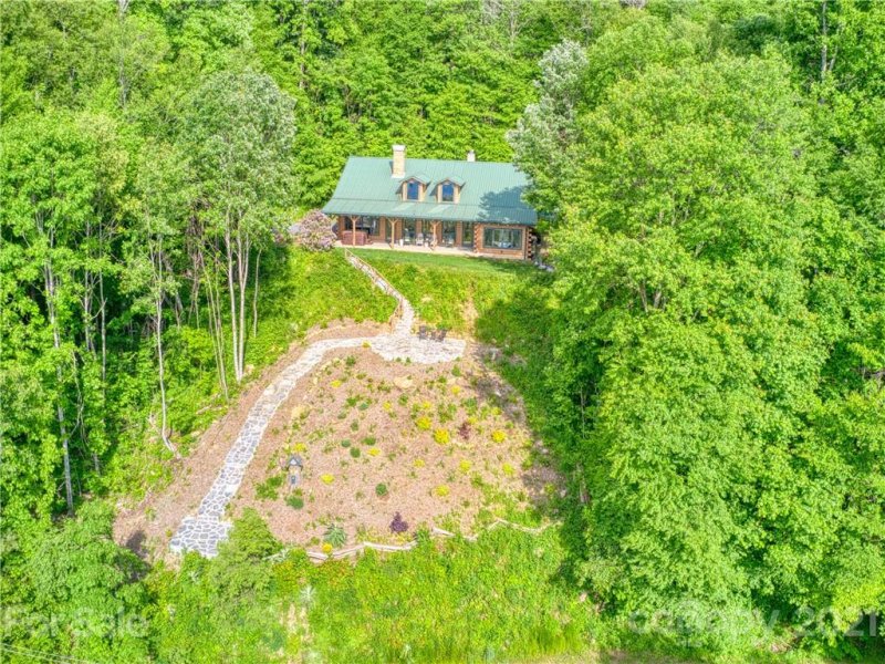 Property image 5 at 1031 Hyacinth Drive, Clyde, NC 28721