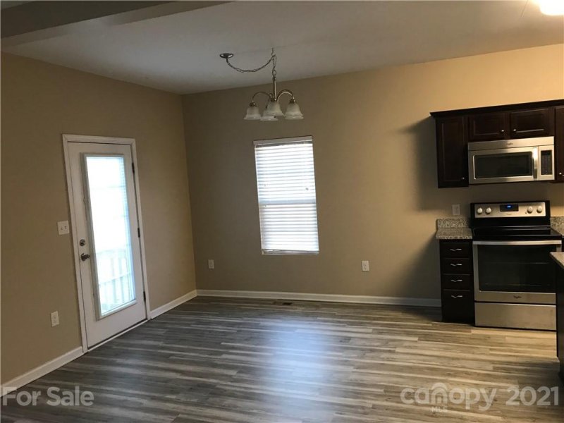 Property image 3 at 112 Lookout Point Place, Mooresville, NC 28115