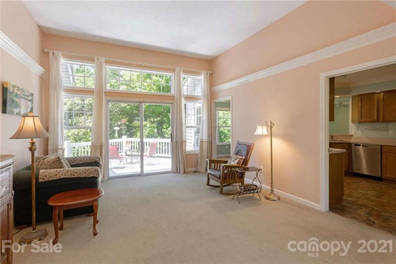 Property image 5 at 3 Tall Pines Road, Hendersonville, NC 28739