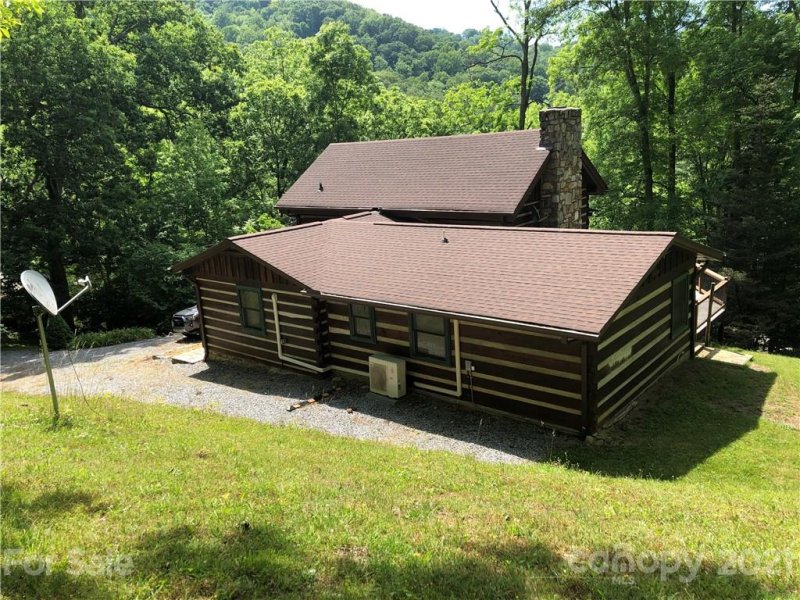 Property image 2 at 1415 Utah Mountain Road, Waynesville, NC 28785