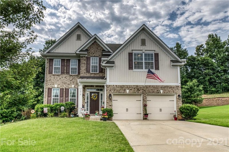 3019 Collin House Drive