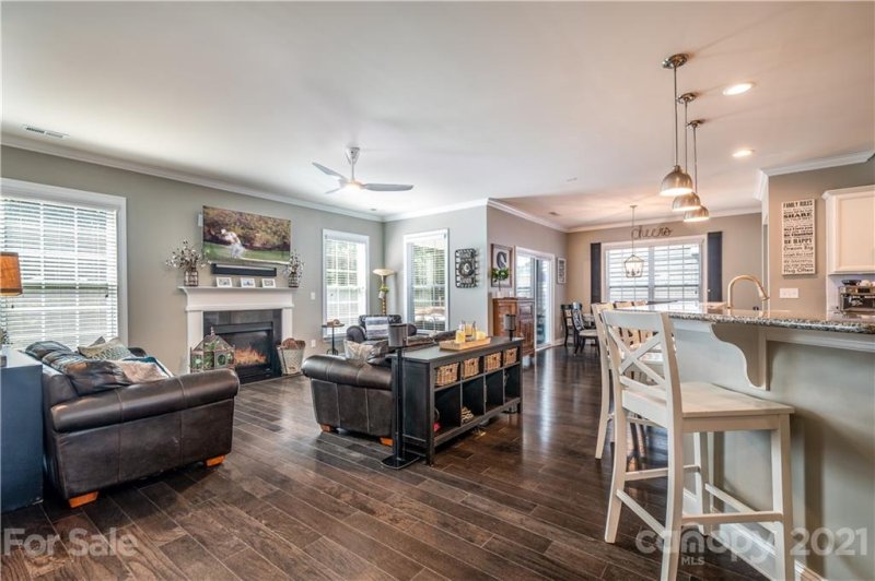 Property image 4 at 18820 Avery Park Drive, Cornelius, NC 28031