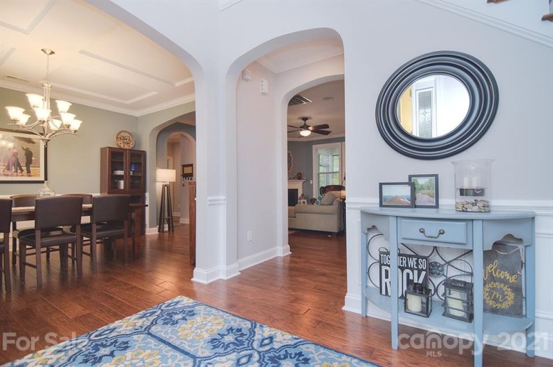 Property image 3 at 2523 Highworth Lane, Charlotte, NC 28214