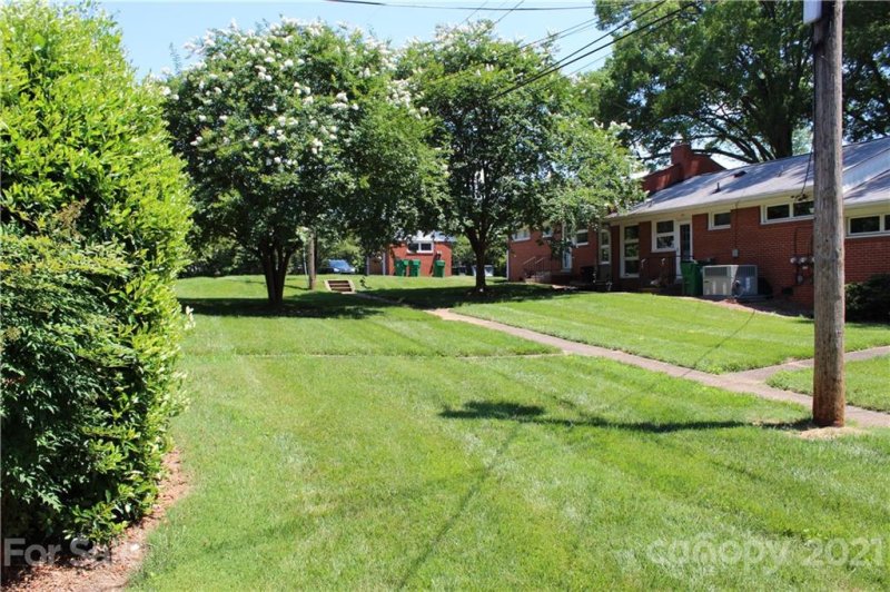 Property image 5 at 4304 Randolph Road, Charlotte, NC 28211